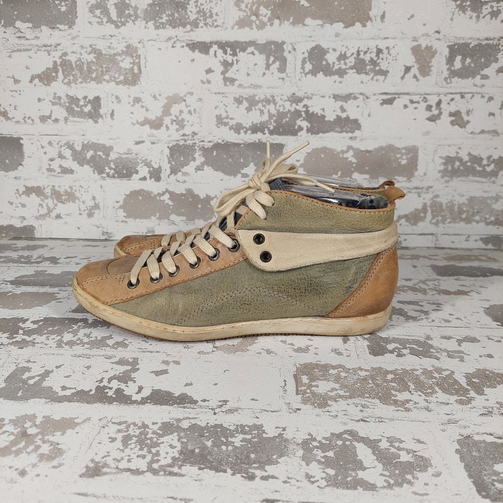 Claudio Leather Kakhi/Tan Lace Up High Top Sneakers V 126